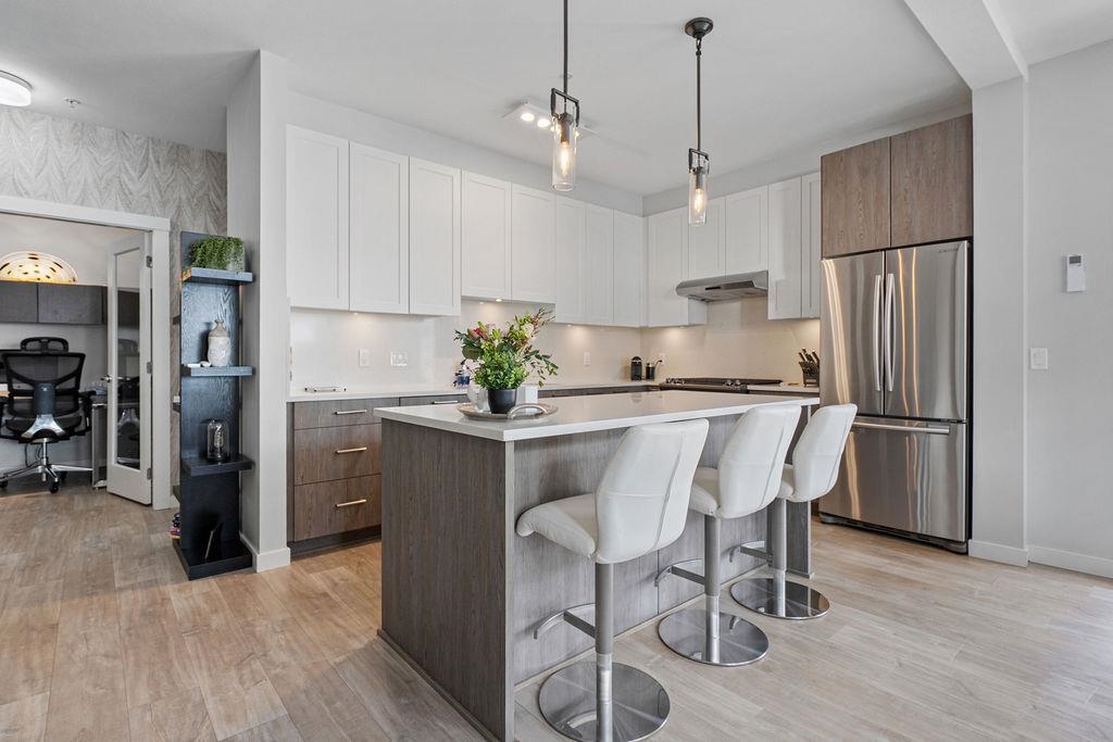 #212 - 123 W. 1st Street